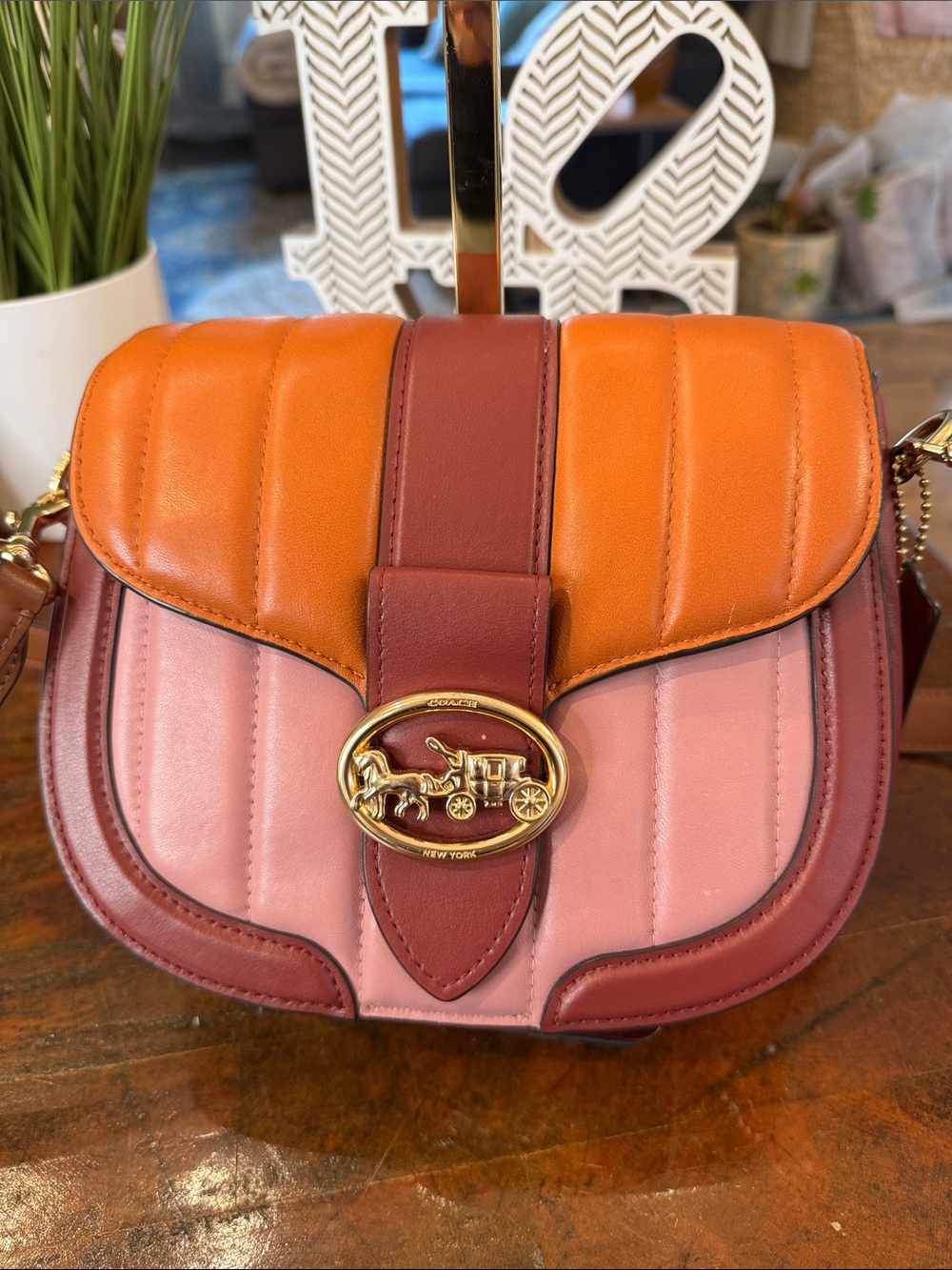 🩵Coach Georgie Saddle Bag with Colorblock Puffy Quilting (Style No. C5798)